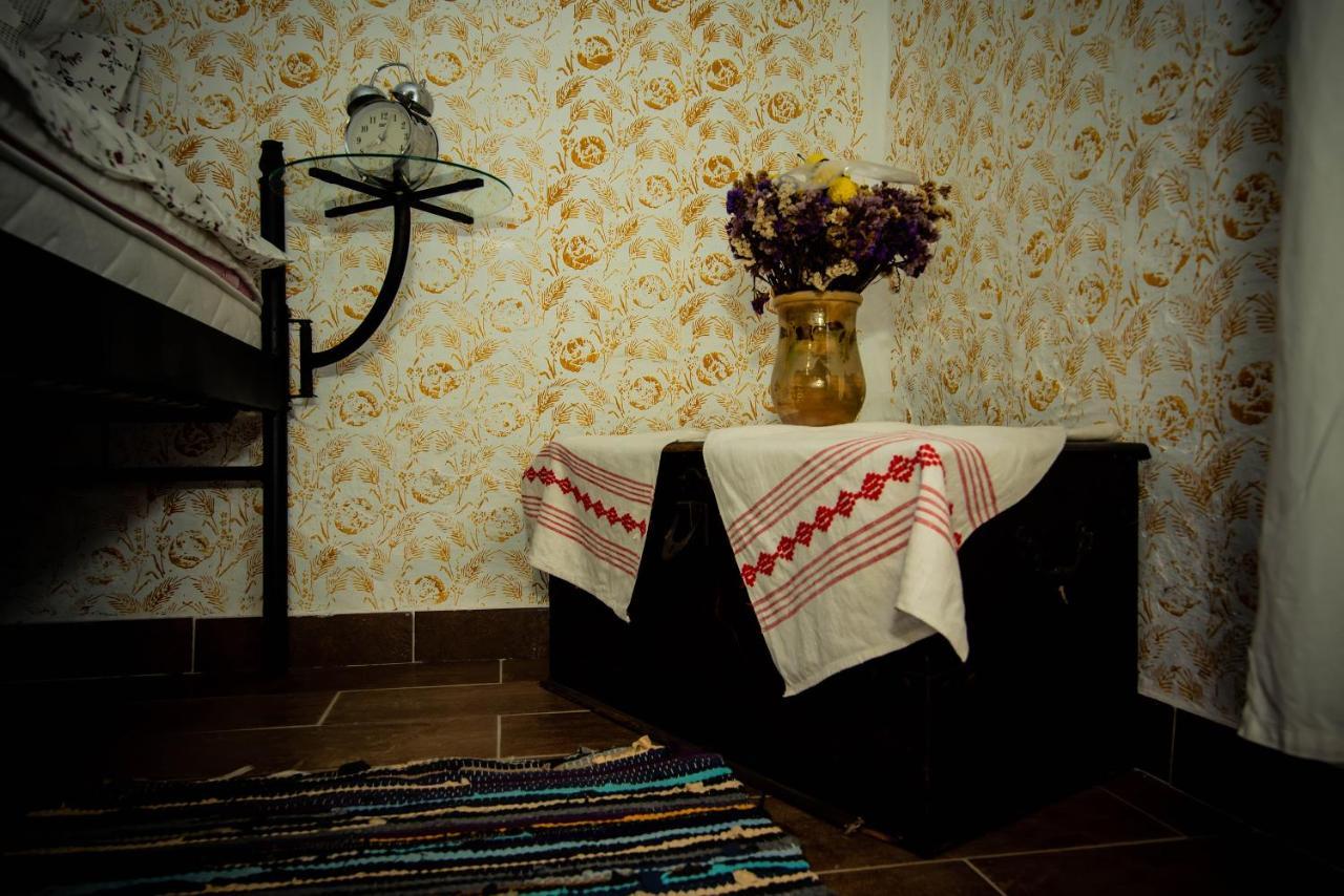 Ribarska Kuca - Ilok ,Tradicijska Kuca-Sobe Lägenhet Exteriör bild
